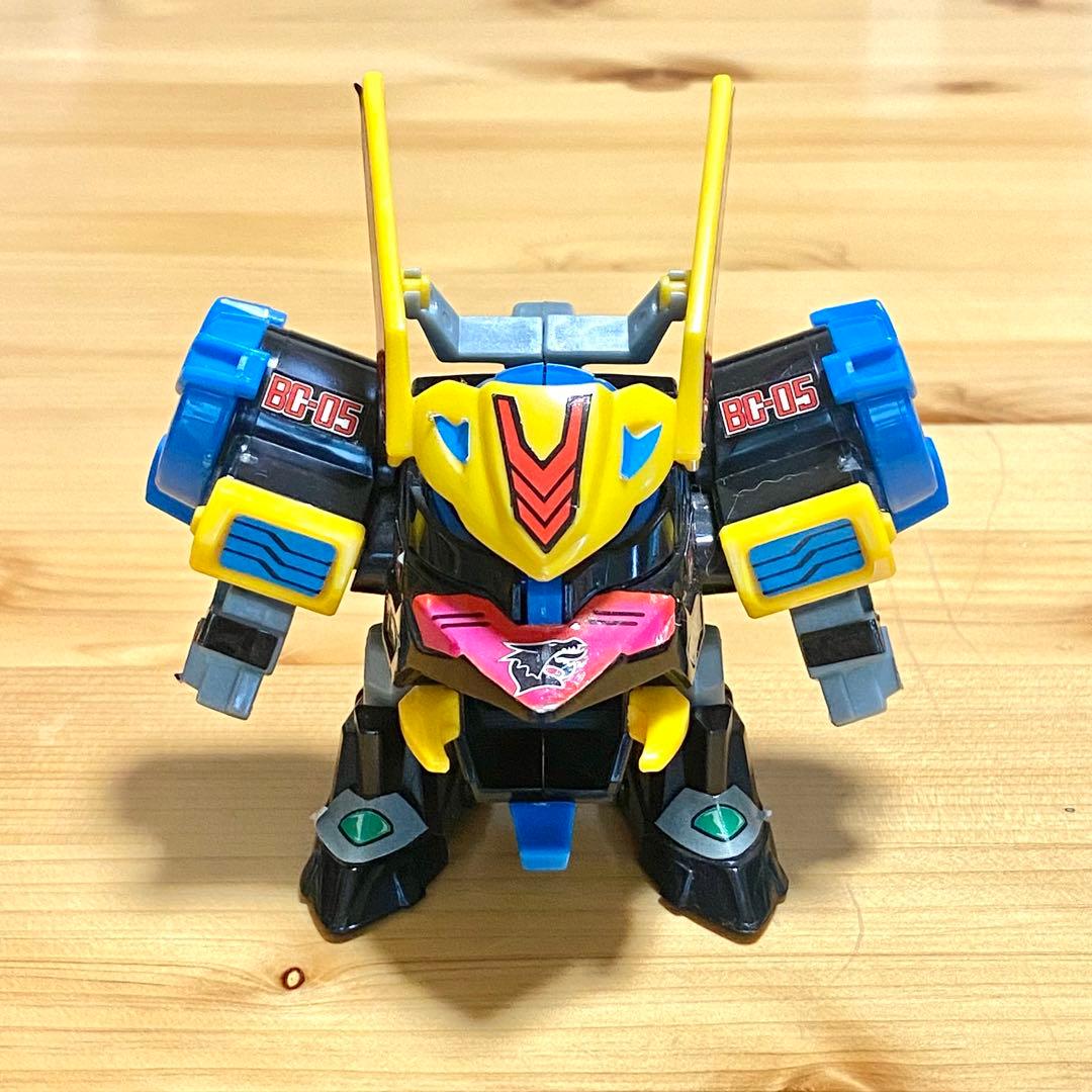ビーダマン 爆外伝 ビーダアーマー ブラッククラスター A-08 ボンバーマン