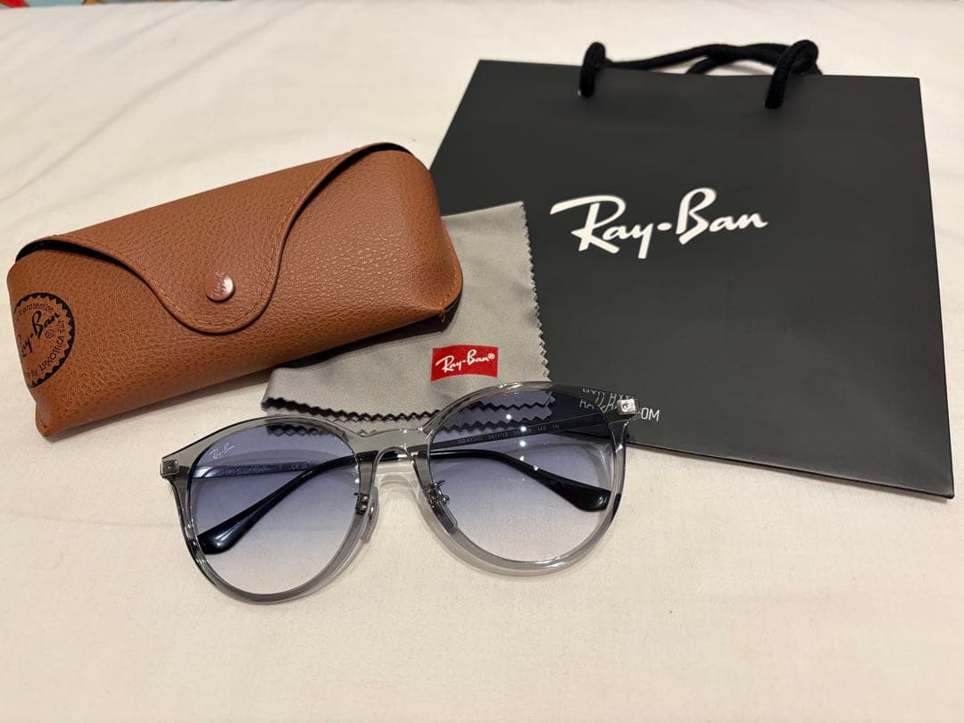 Ray-Ban グレー グラデーション　サングラス