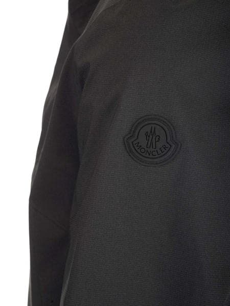 【新品】MONCLER（モンクレール）　SATTOUF ジャケット