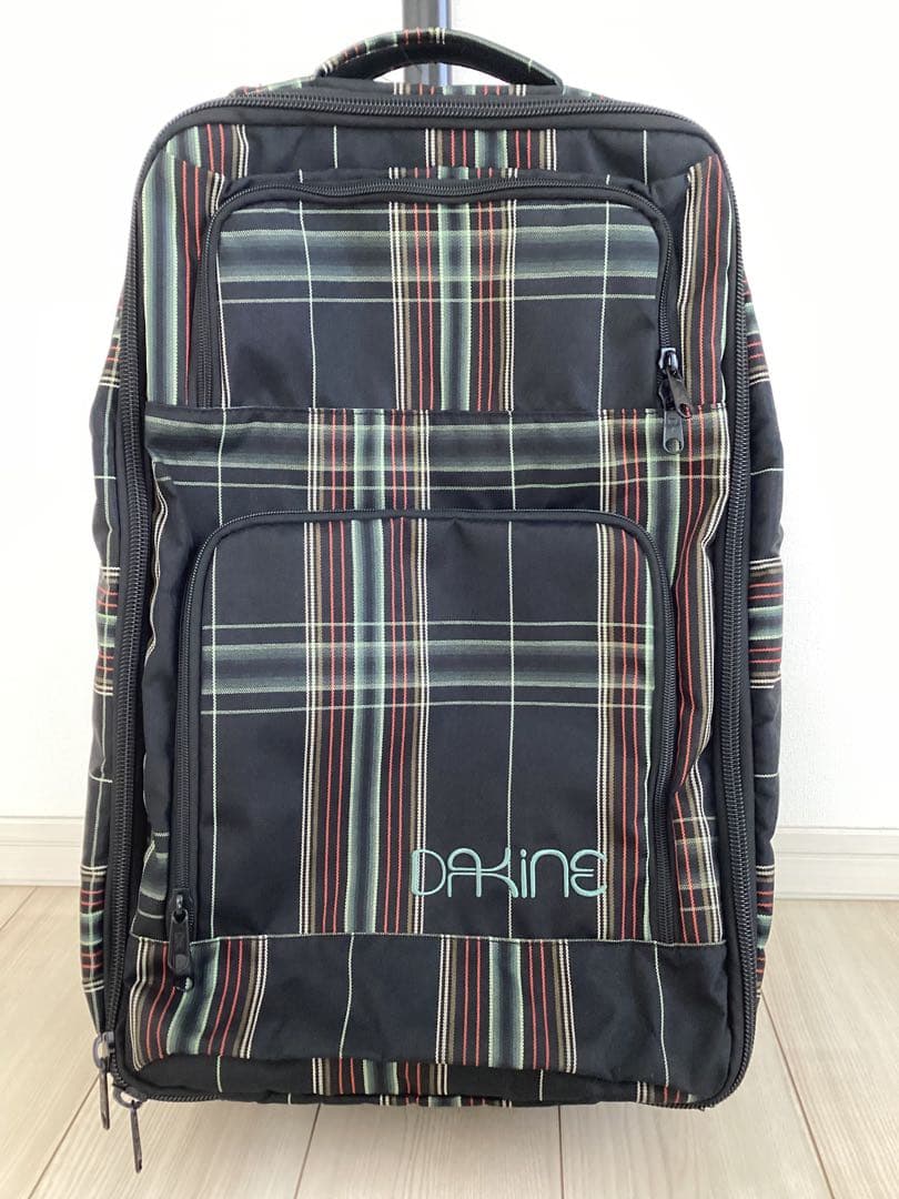美品　DAKINE チェック柄 キャリーケース40L T字ハンドル