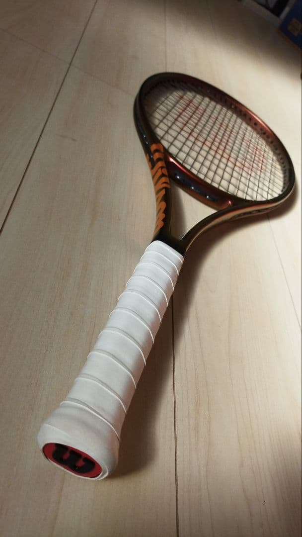プロスタッフ　Wilson Pro Staff X　V14 グリップ２