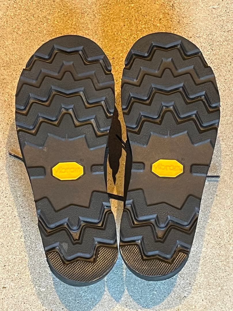 クラークス×ビームス別注 デザートトレック GORE-TEX Alwayth付属