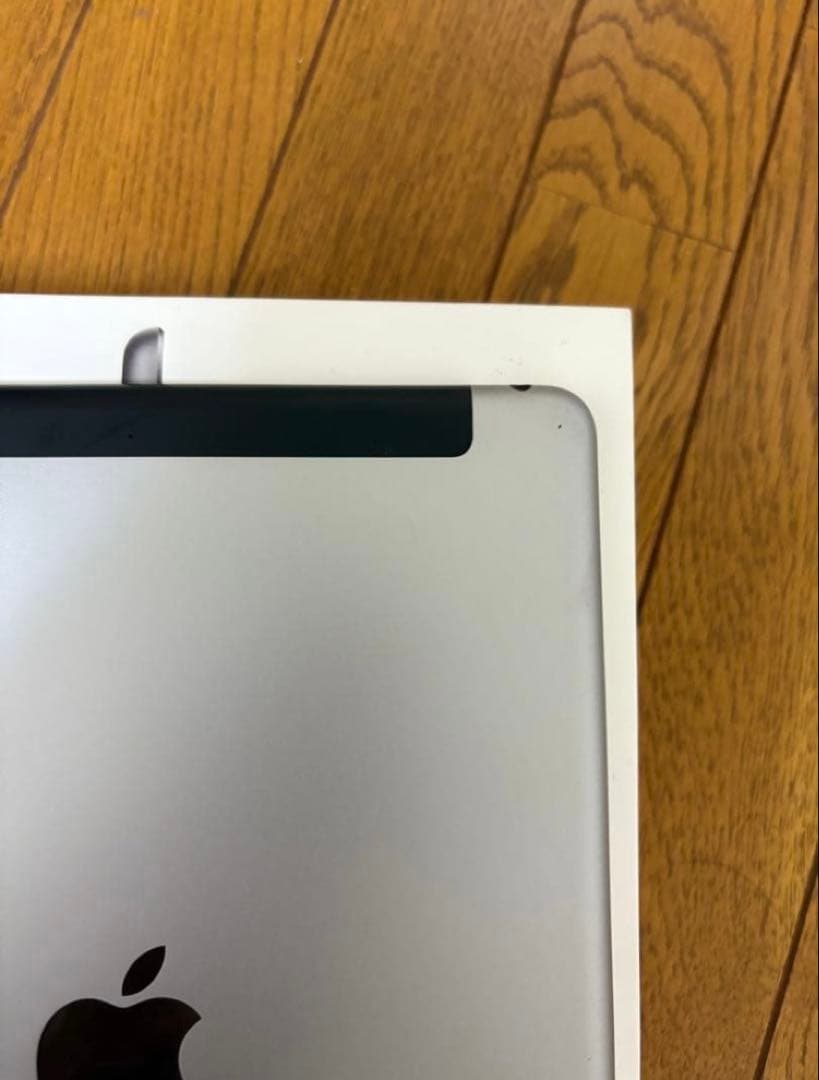 Apple iPad (第5世代) 128GB バテッリ容量95%
