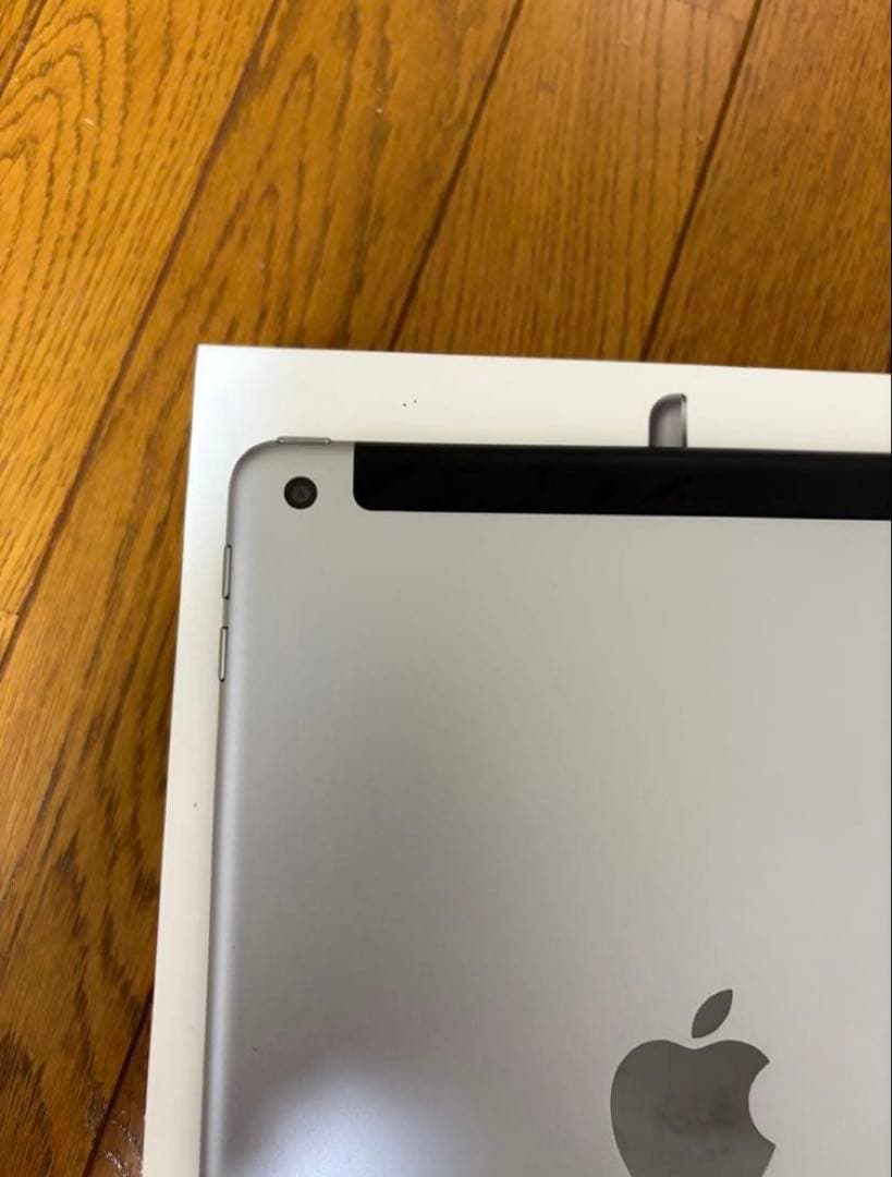Apple iPad (第5世代) 128GB バテッリ容量95%