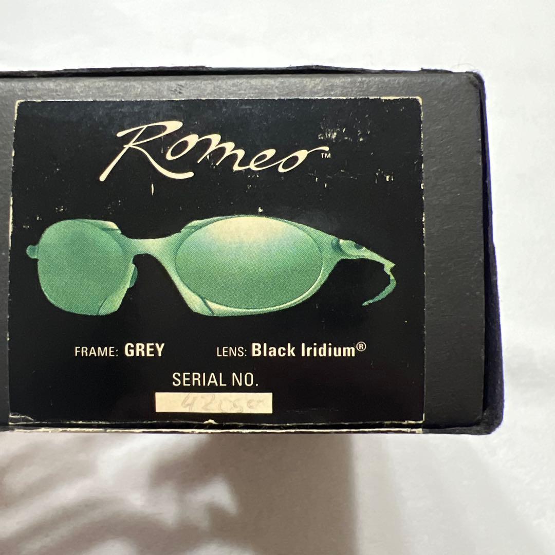 OAKLEY Romeo サングラス