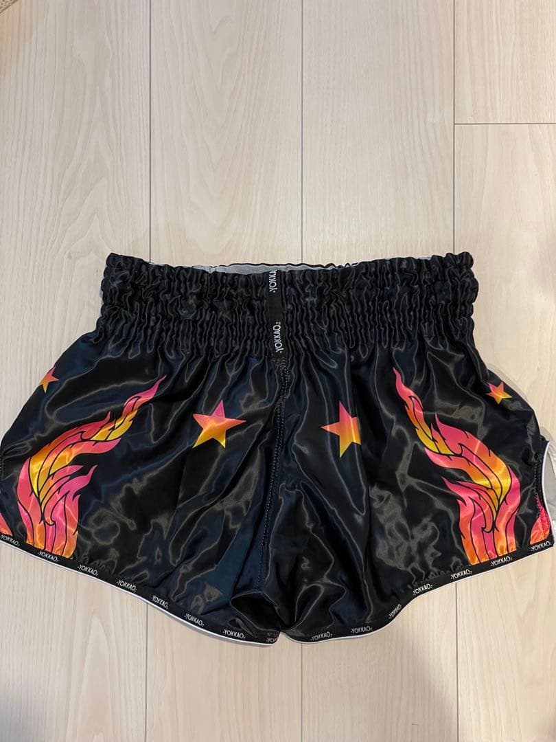 YOKKAO （ヨッカオ） 炎 ボクシングショーツ ムエタイショーツ L