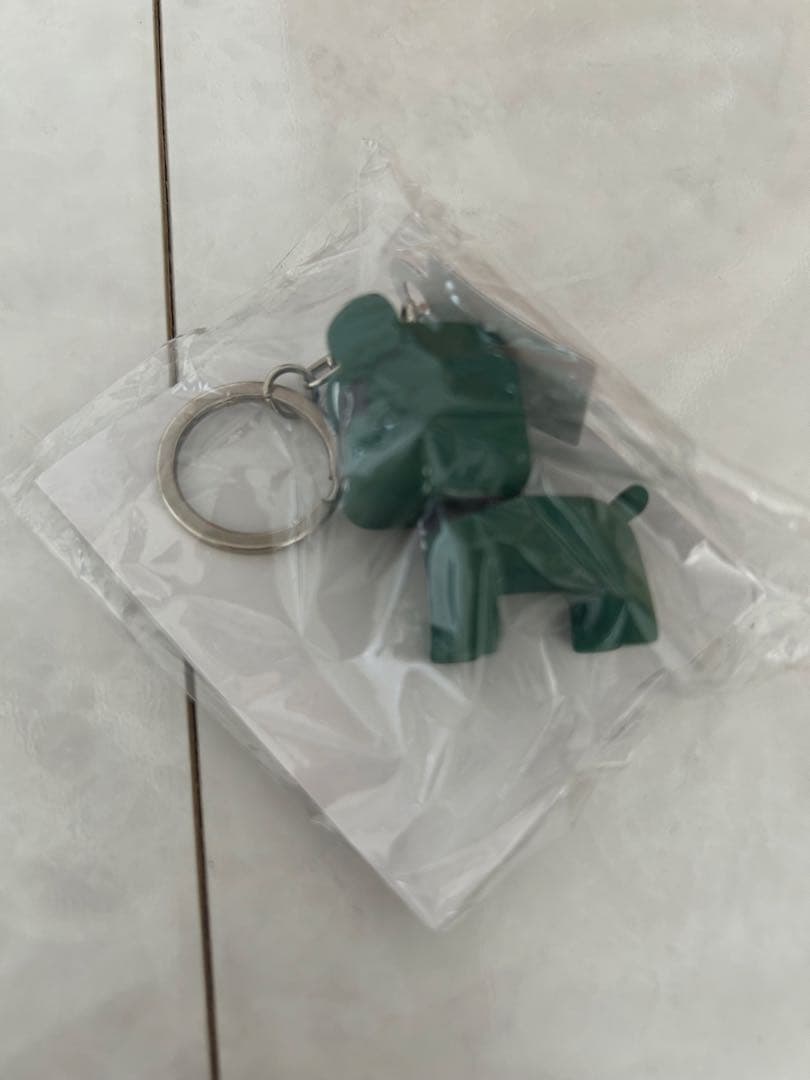 デリカミニ　デリマルBIGぬいぐるみ黒 デリマルカーキキーホルダー付き