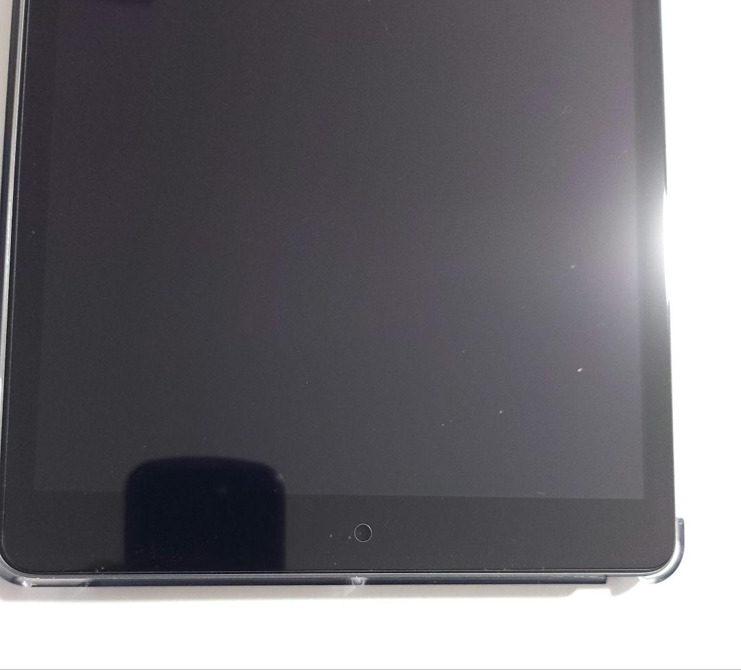 Apple iPad ブラック 本体 第9世代 64GB WiFiモデル