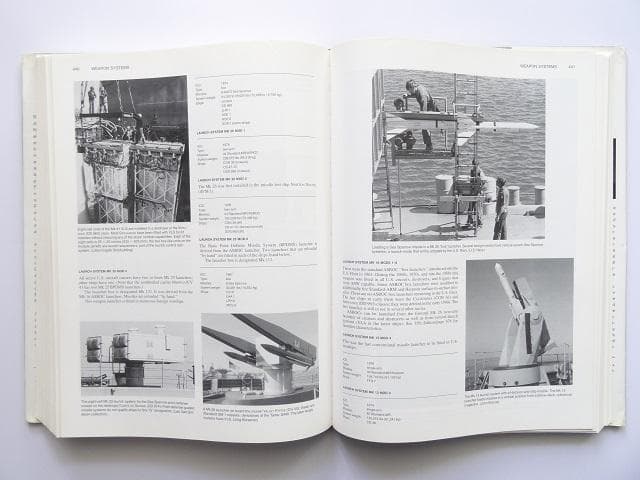洋書◆アメリカ海軍の写真集 本 米軍 空母 軍艦 戦艦 艦載機 戦闘機 潜水艦