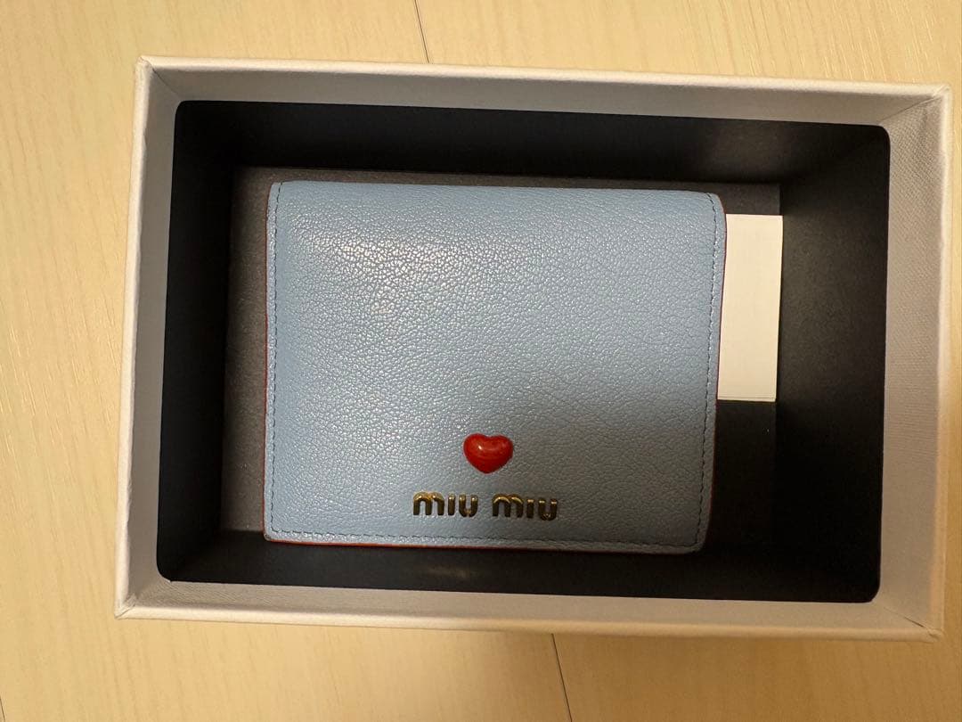 miumiu マドラスラブバイカラーウォレット
