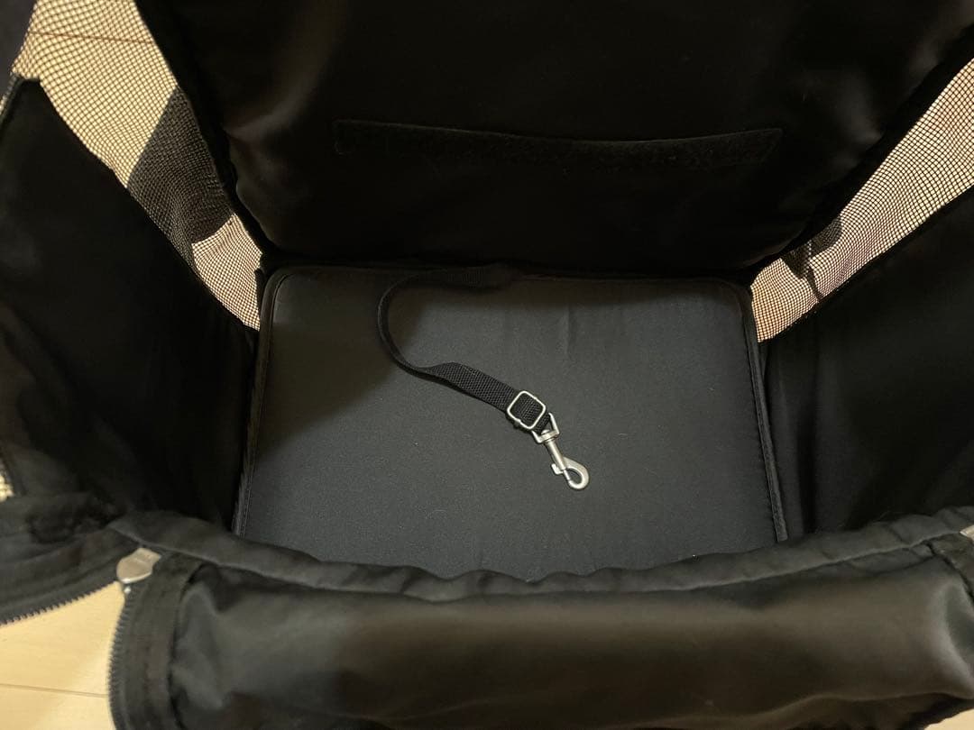 専用　ペットパラダイス　キャリーバッグ 底板付き リュック スクエア　美品
