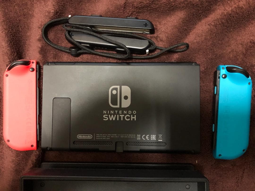Nintendo Switch 本体+付属品一式（箱なし）