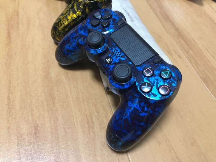 ps4 コントローラー 新品 ラップペイント施工致します。