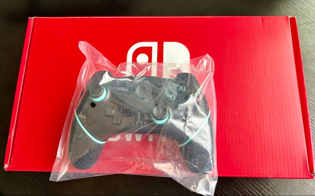【中古】Nintendo Switch本体　付属品、箱付き