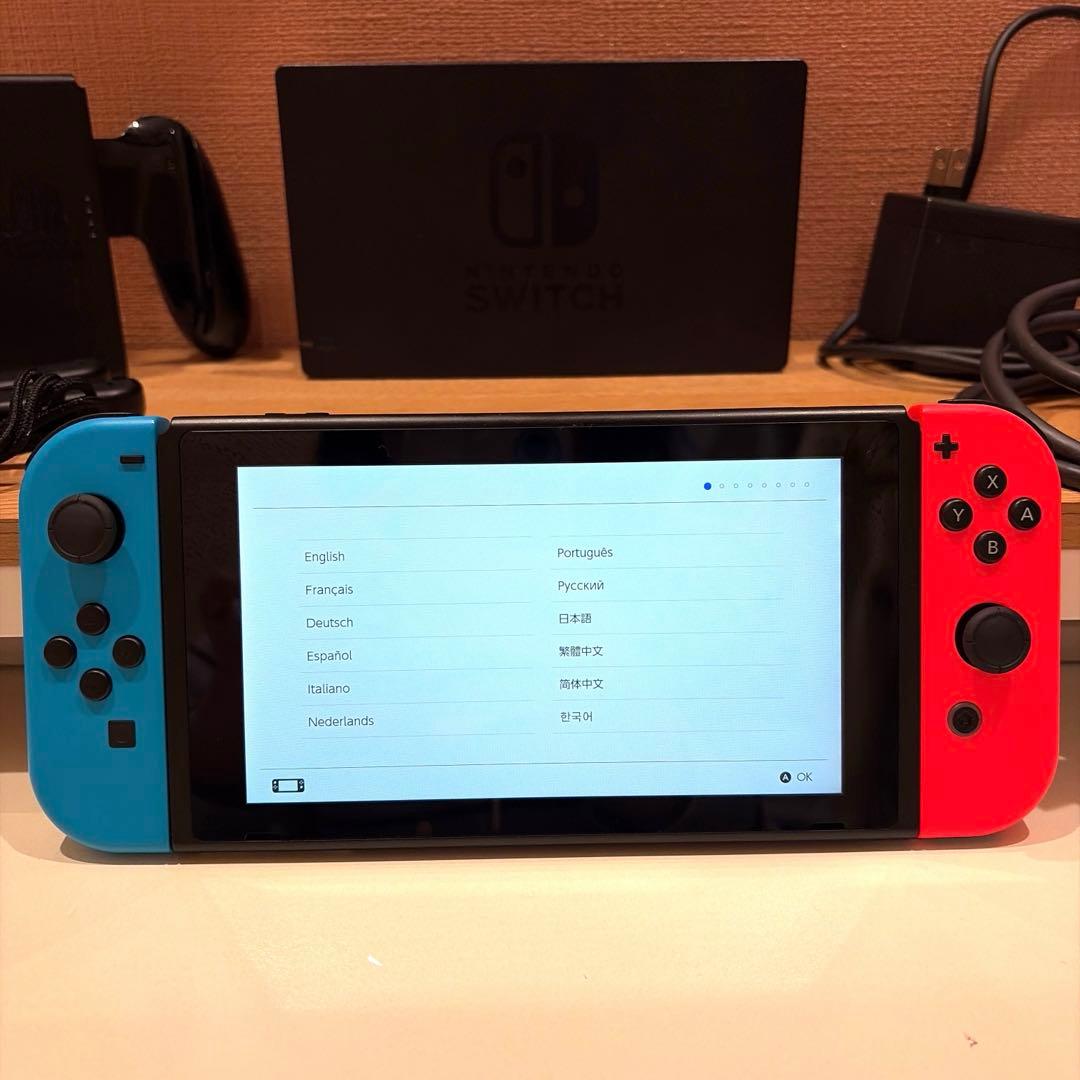 Nintendo Switch 本体 赤/青Joy-Con 付属品完備