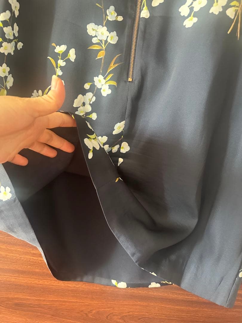 TED BAKER 花柄ワンピース
