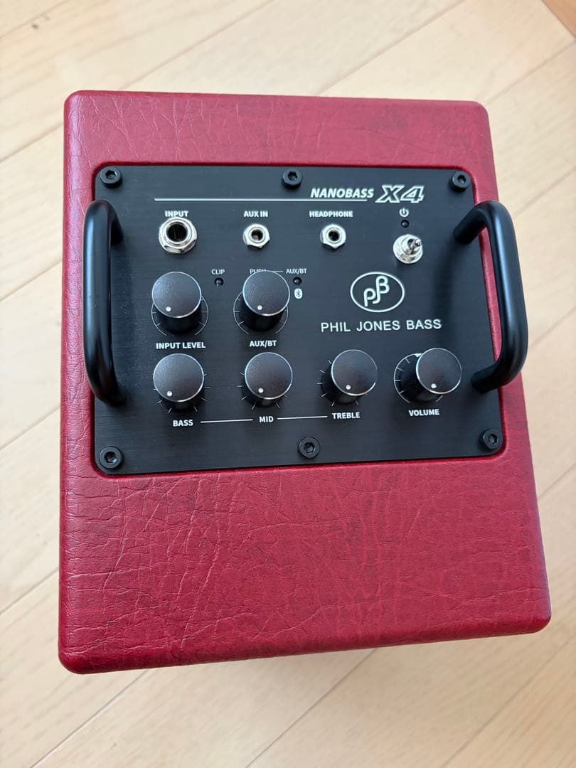 PHIL JONES NANOBASS X4 ベース用アンプ