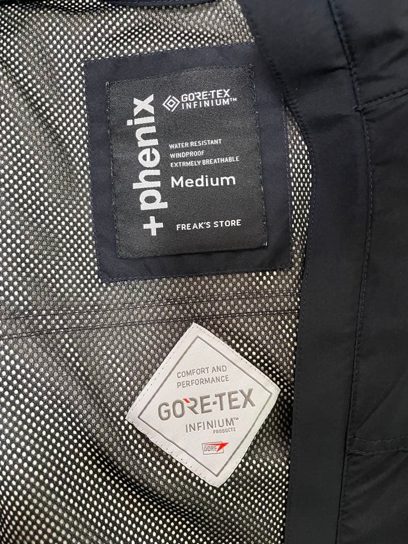 +PHENIX フリークスストア別注 GORE-TEX INFINIUM ベスト