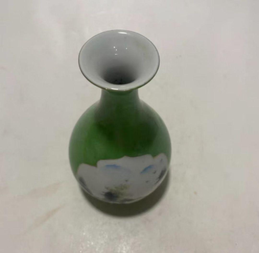 緑色 陶器 花瓶 風景画