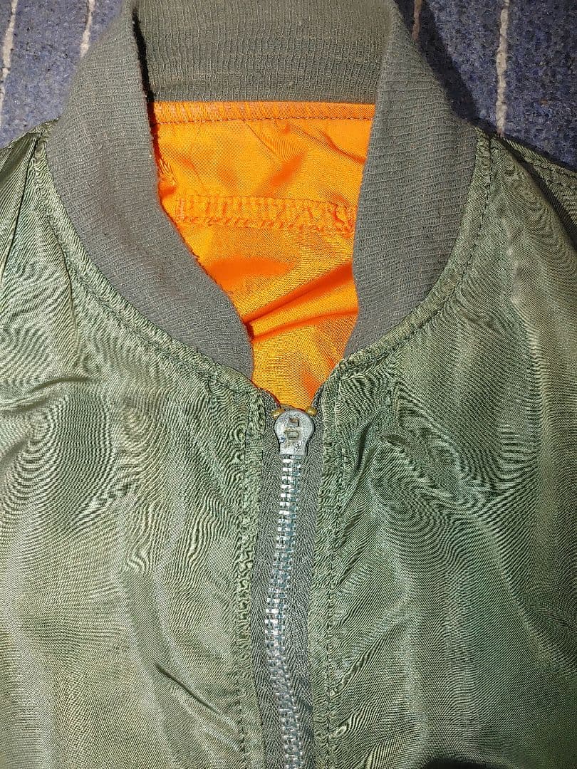 ALPHA INDUSTRIES MA-1 フライトジャケット オリーブグリーン