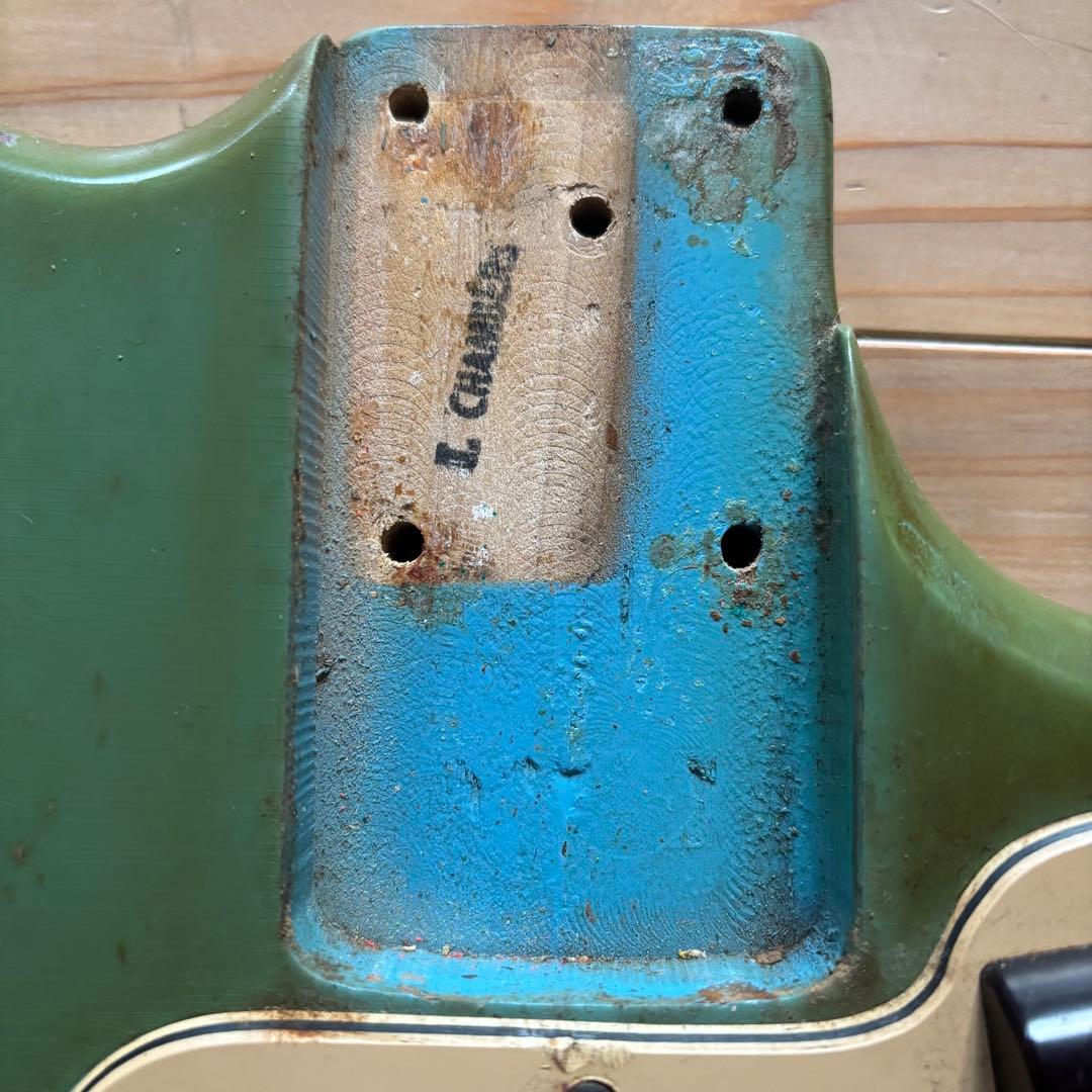 1972年 Fender USA Musicmaster Bass ダフネブルー
