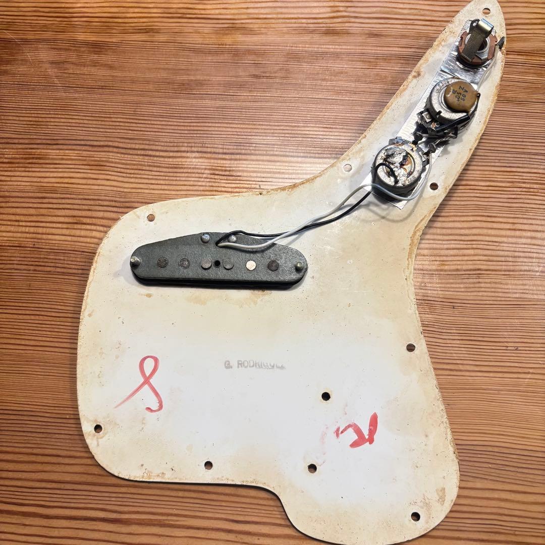 1972年 Fender USA Musicmaster Bass ダフネブルー