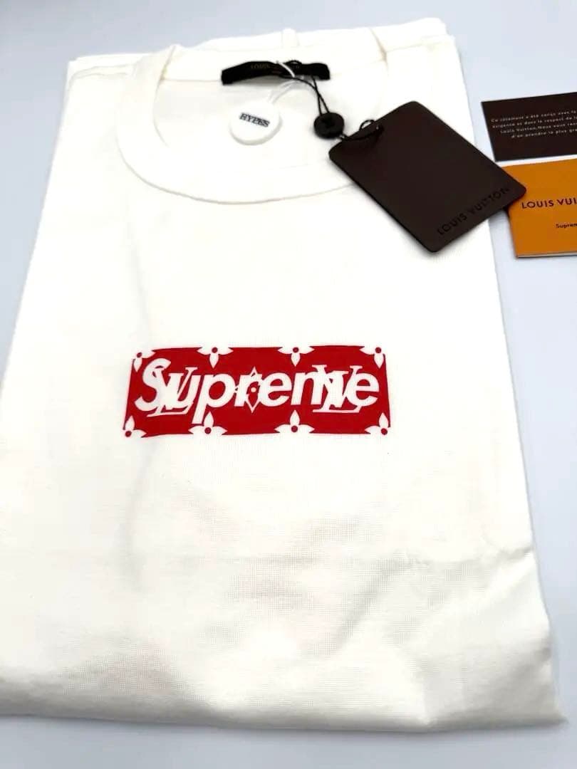 希少新品LOUIS VUITTON(ルイヴィトン)✖️Supreme(シュプリーム