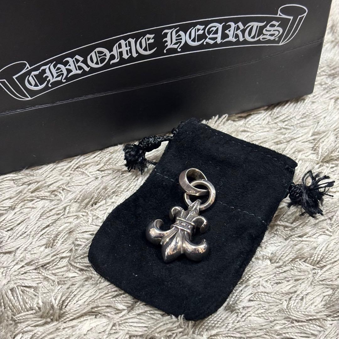 CHROME HEARTS BS FLEUR W/BALE ネックレストップ