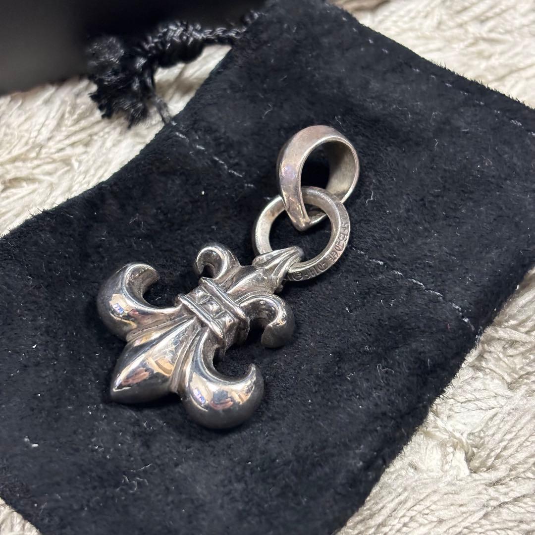 CHROME HEARTS BS FLEUR W/BALE ネックレストップ