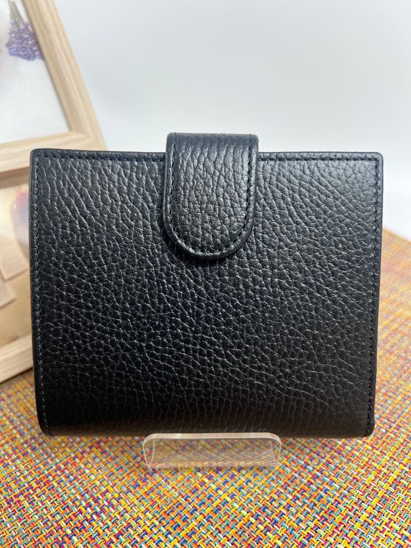 ✨ほぼ未使用✨GUCCI グッチ インターロッキング　二つ折り財布　ダラーカーフ