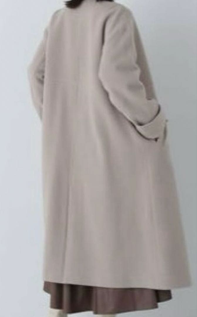 新品NATURAL BEAUTY BASICフォルムノーカラーロングコートPS