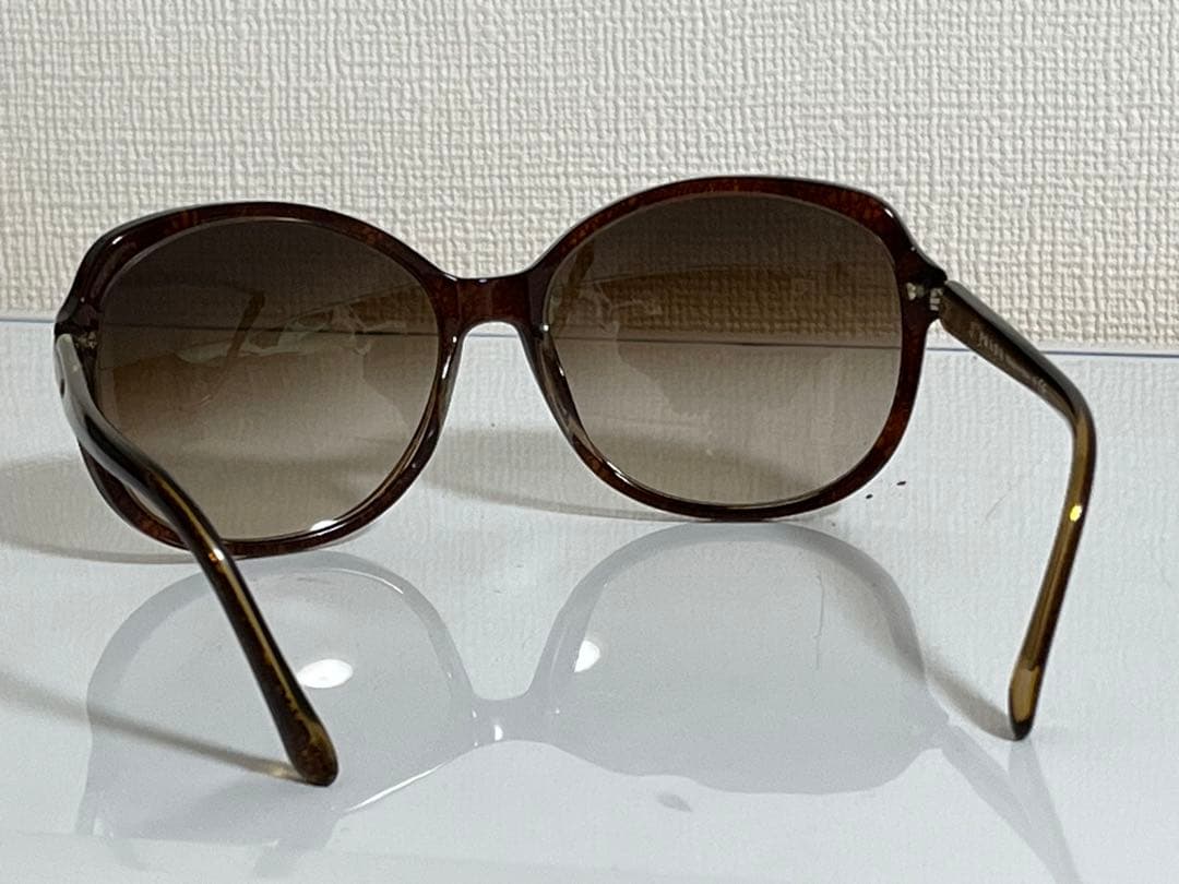 PRADA　プラダ　レディース　サングラス　ケース&外箱&クロス&取説 付き