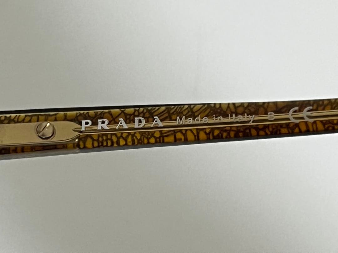 PRADA　プラダ　レディース　サングラス　ケース&外箱&クロス&取説 付き