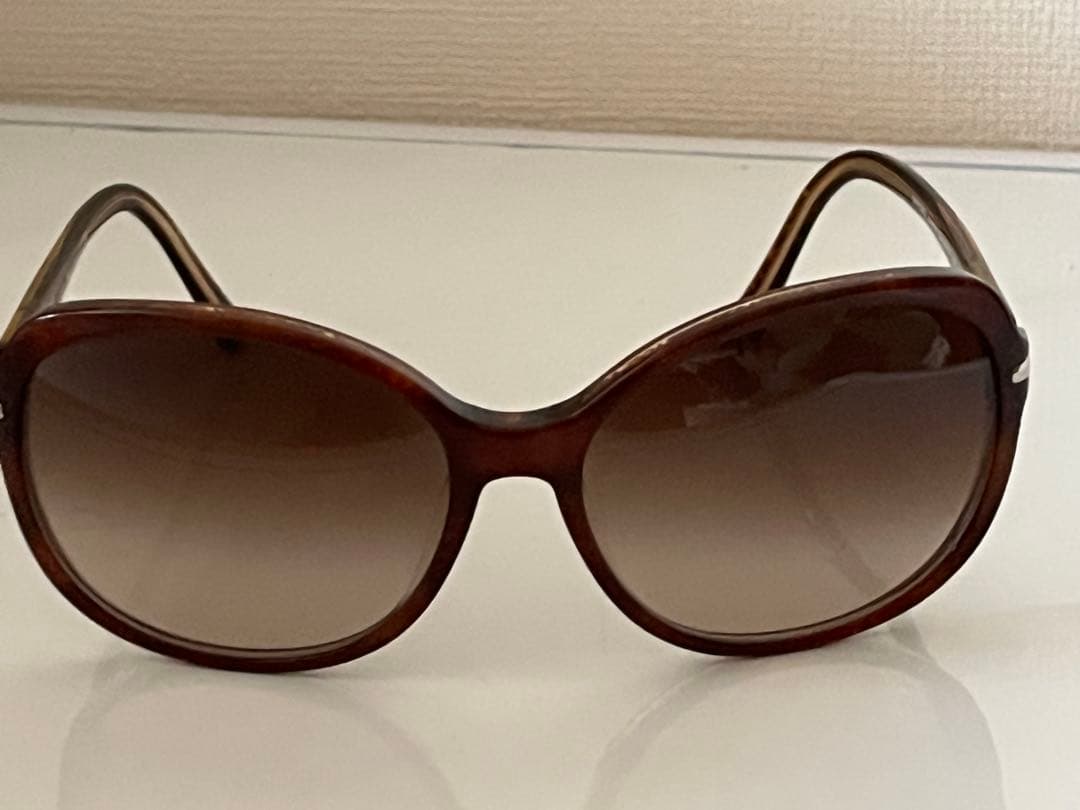 PRADA　プラダ　レディース　サングラス　ケース&外箱&クロス&取説 付き