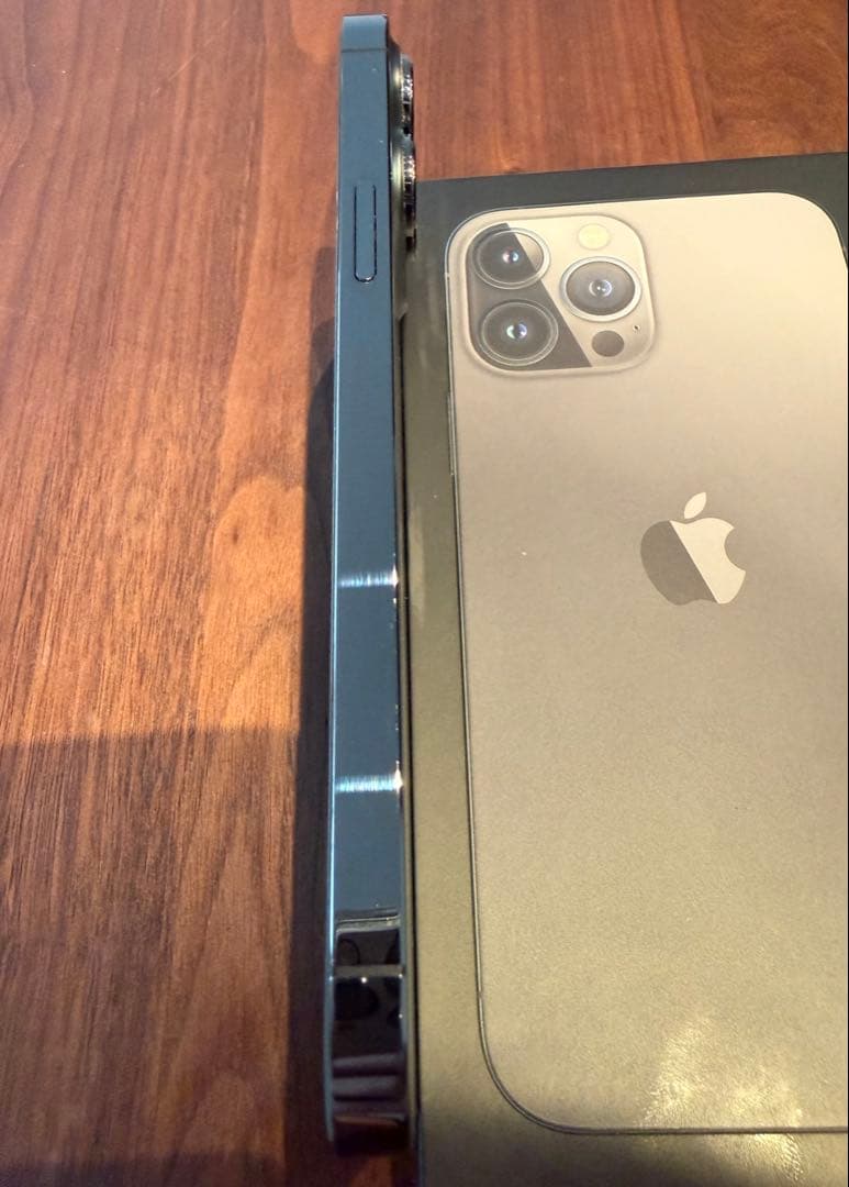 iPhone 13 Pro Max 256GB グラファイト