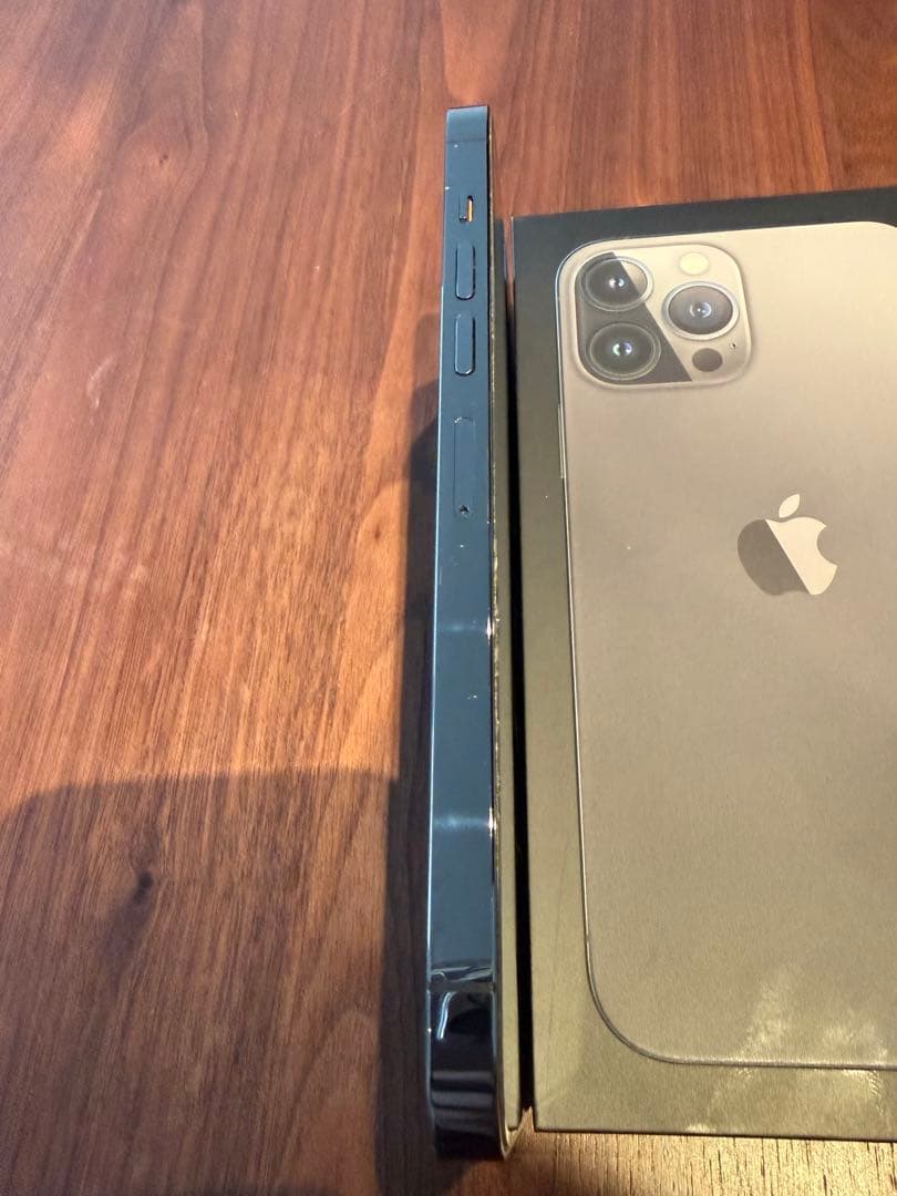 iPhone 13 Pro Max 256GB グラファイト