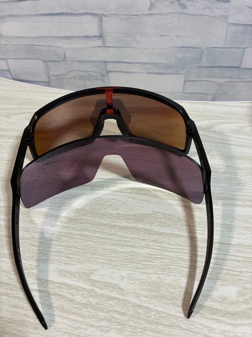 ゆ*ら様 オークリー　スートロ　OAKLEYSUTRO サングラス レンズ２枚