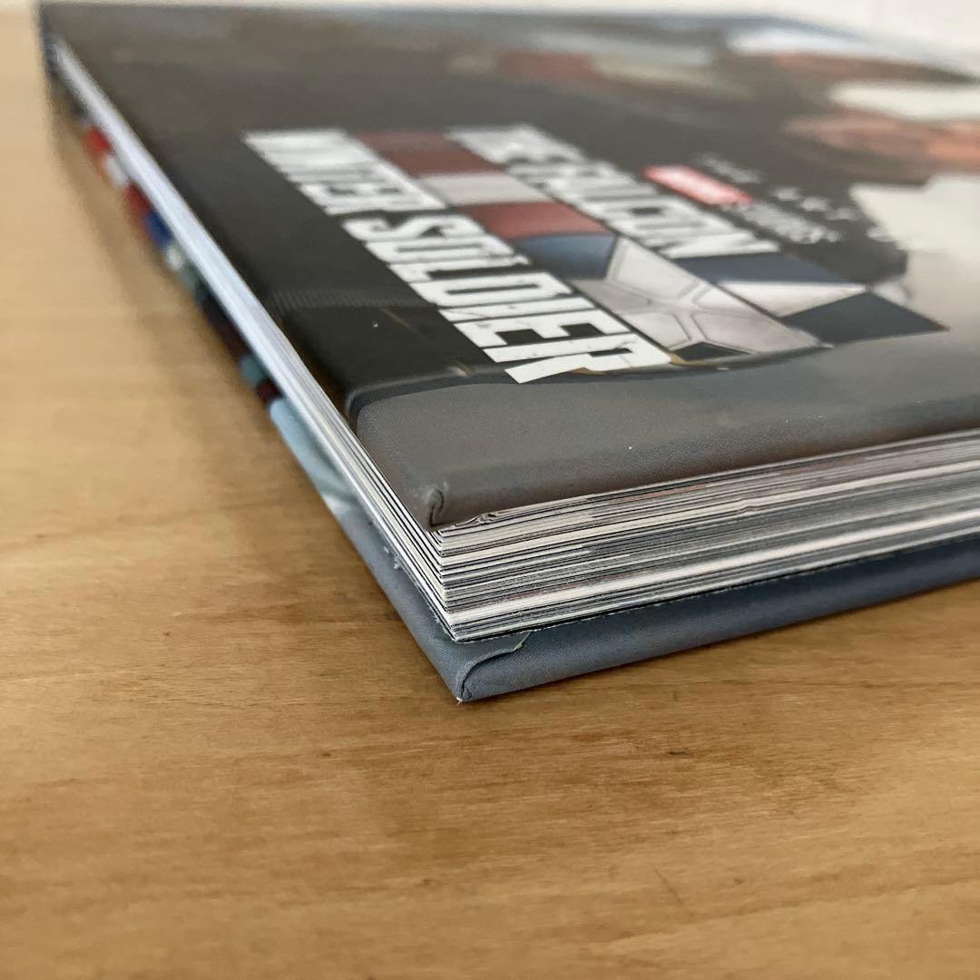 洋書　「THE FALCON AND THE WINTER SOLDIER」