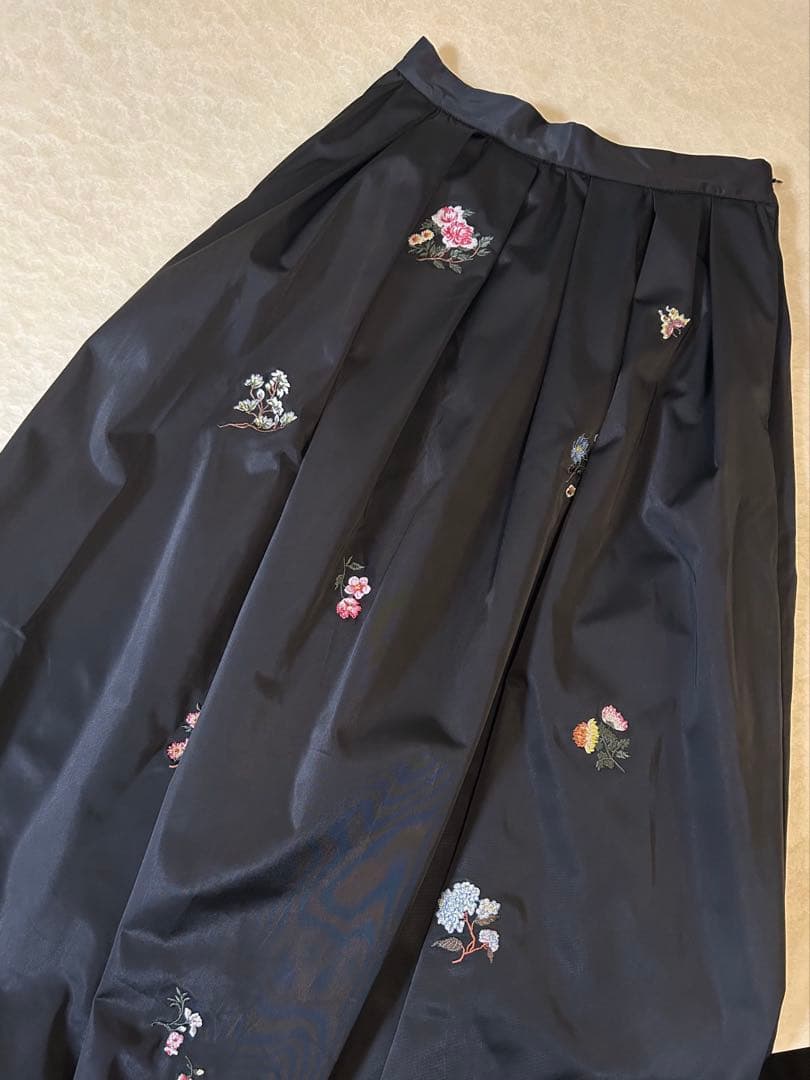 KEITAMARUYAMAコラボEMBROIDERY BALLOON SKIRT