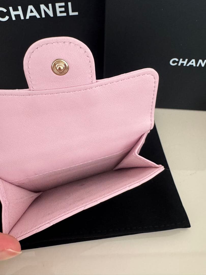 CHANEL クラシック スモール フラップ ウォレット ピンク 3つ折り財布