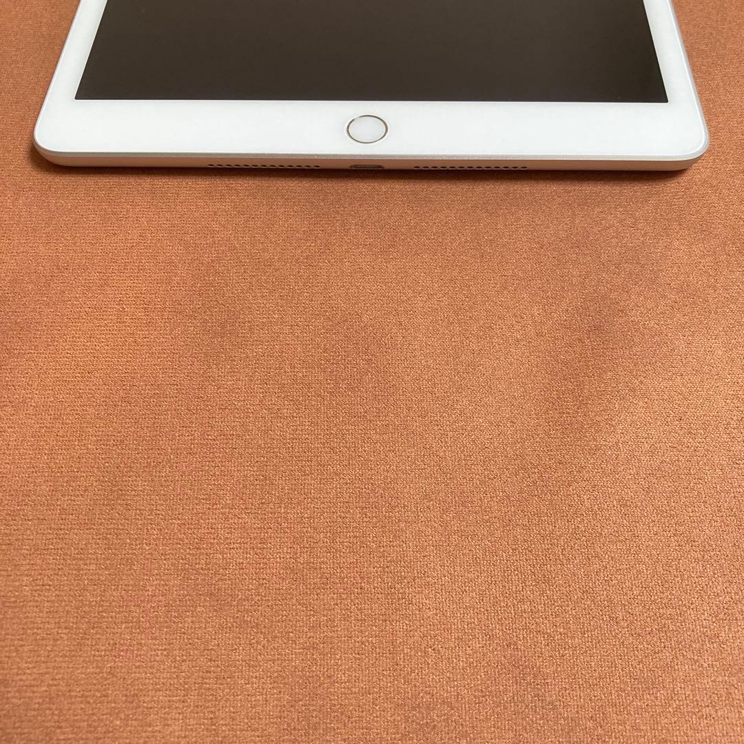 500【早い者勝ち】電池良好☆iPad8 第8世代 32GB WIFIモデル☆