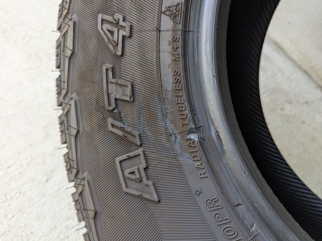 専用　難有り　ヨコハマ GEOLANDAR A/T 4 LT265/75R16