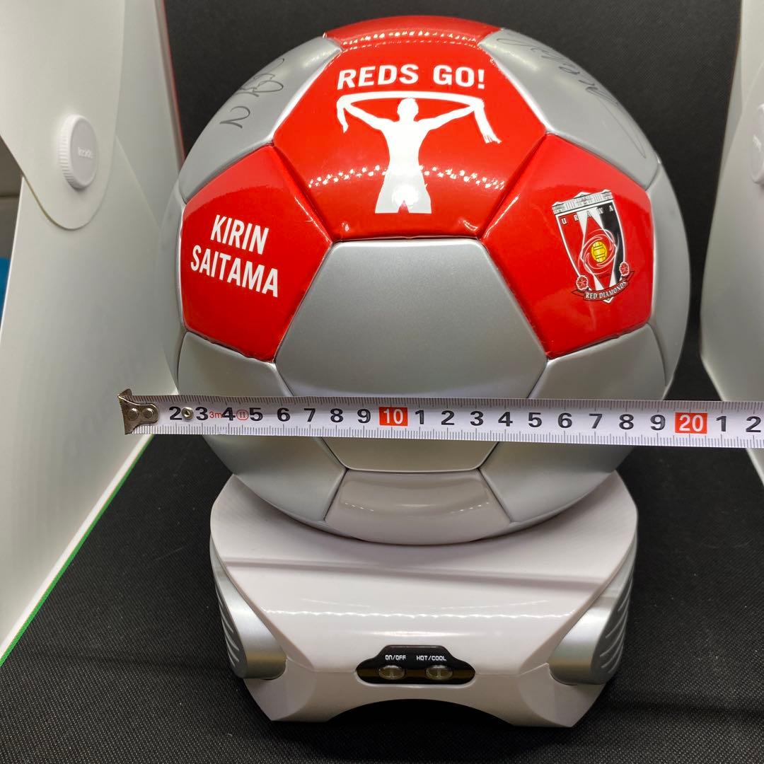 浦和レッズオリジナルサッカーボール型冷温庫RG-S04 サイン入り良品