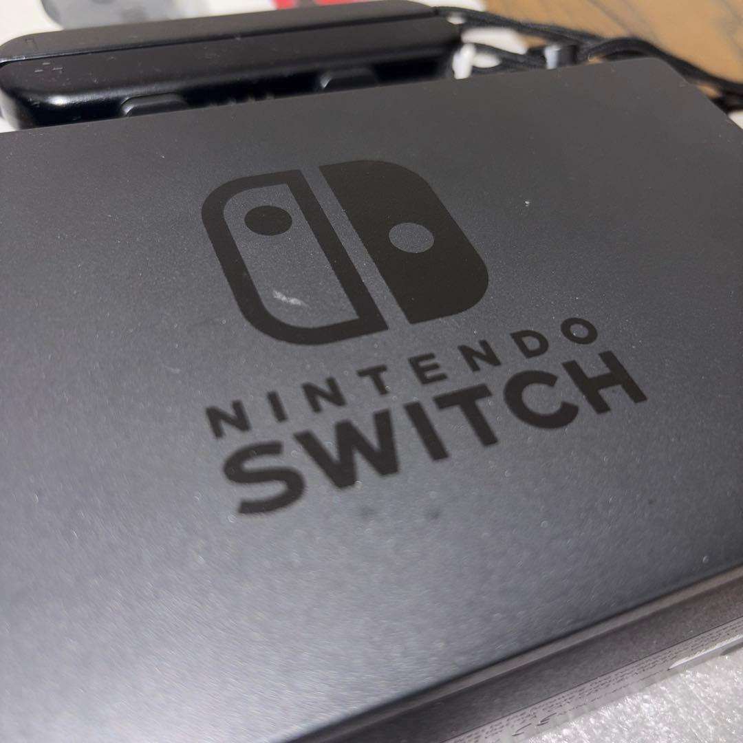 NintendoSwitch 箱付き Joy-Con3つ付き　初期化済み