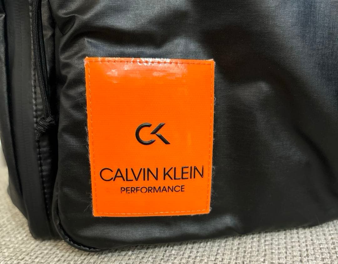 カルバンクライン　パフォーマンス　スポーツバッグ