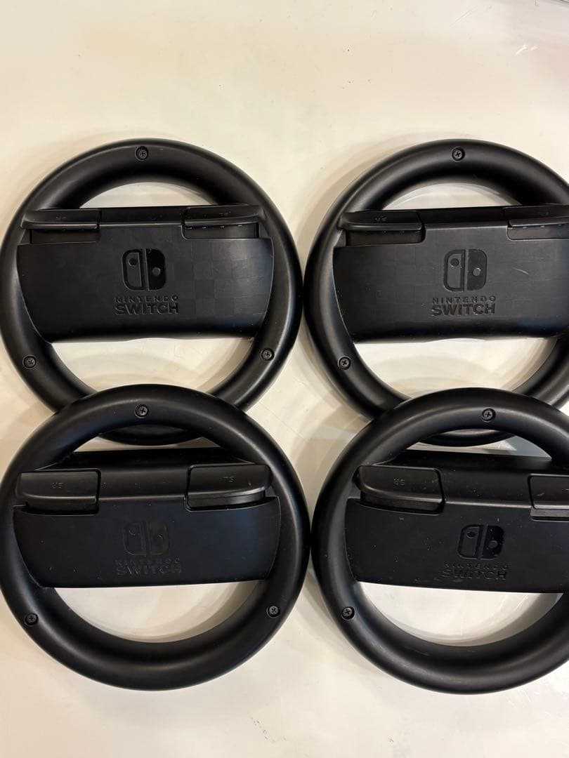 マリオカート8 デラックス＋joyconハンドル4つセット