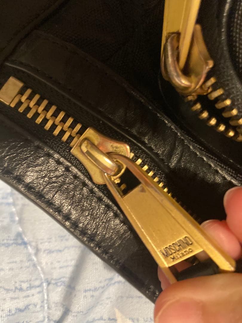 最終値下げ‼️MOSCHINO ウィメンズ ウエストポーチ ブラックバッグ