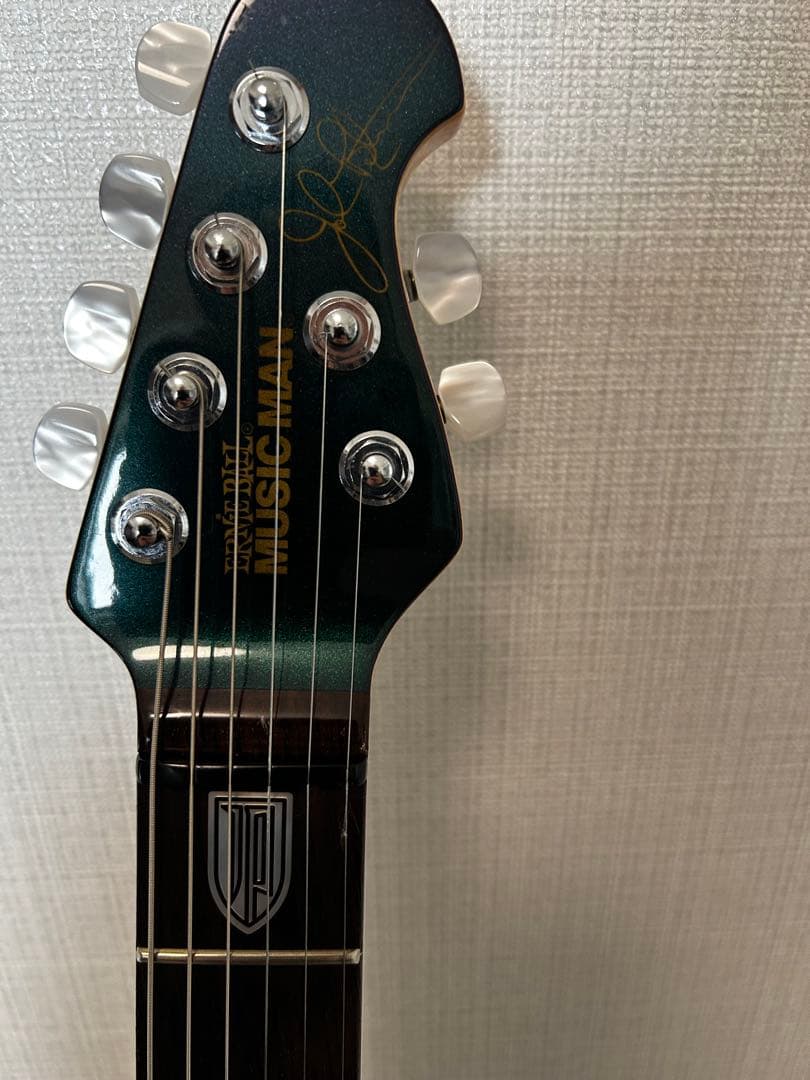Ernie Ball Music Man JP6 MD（Piezo搭載）