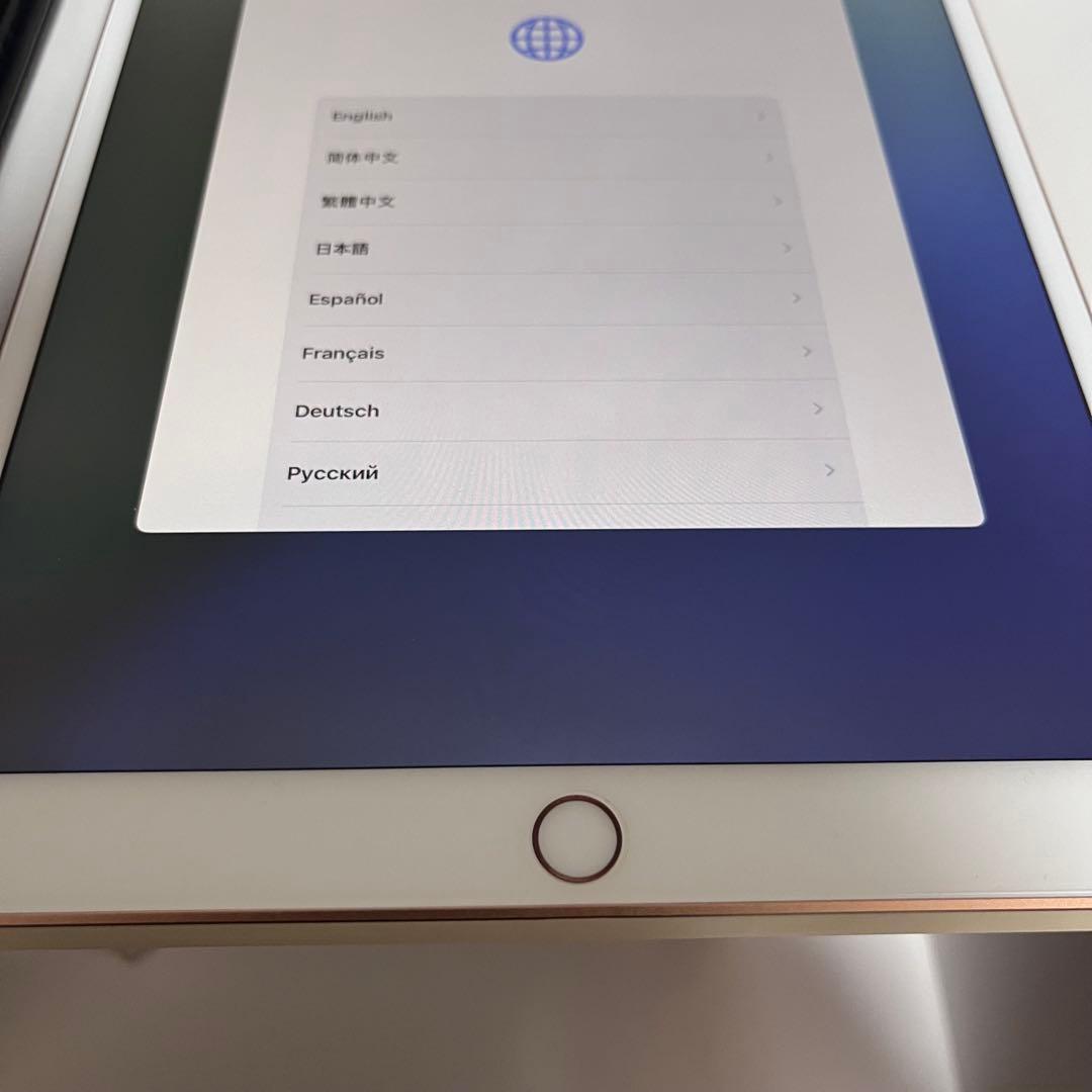 ス*P様　iPad Air3 64GB 【箱・ipadケース・アダプタ付き】