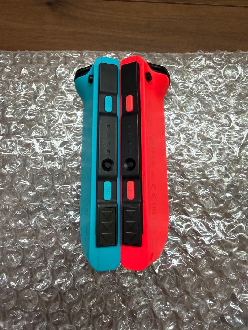 初期　Nintendo Switch ネオンブルー/ネオンレッド　ソフトおまけ